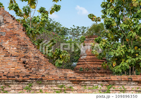 Wat Phutthaisawan is an historic Thai Buddhist temple in Phra Nakhon Si Ayutthaya Province, Thailand. It is a part of Ayutthaya Historical Park Wat Phutthaisawan is an historic Thai Buddhist temple in Phra Nakhon Si Ayutthaya Province, Thailand. It is a part of Ayutthaya Historical Park 109896350