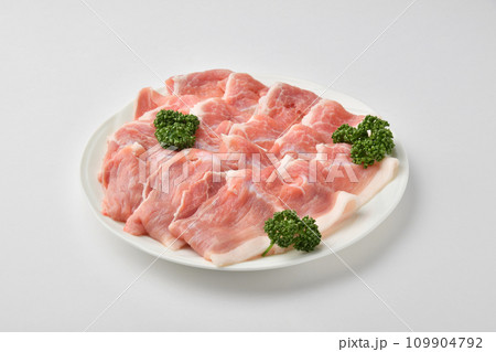 豚肉　薄切り　肩ロース 109904792