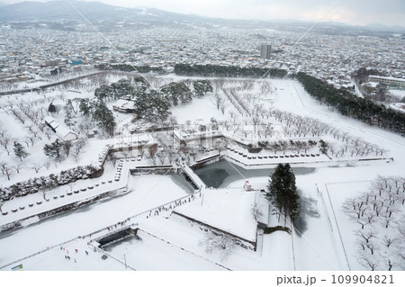 冬の五稜郭公園 函館市 冬の五稜郭公園 函館市 109904821