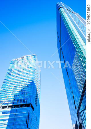 東京再開発と高層ビルの風景 渋谷駅西口周辺 2023.12　高彩度コントラスト 109905669