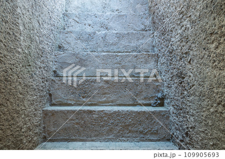 Clean empty concrete staircase 109905693