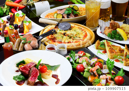 忘年会や新年会の洋食パーティー料理　バリエーション豊かなパーティーコース	 109907515