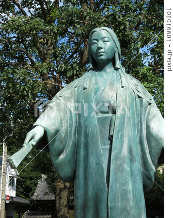 文京区の麟祥院前にある春日局之像 文京区の麟祥院前にある春日局之像 109910101
