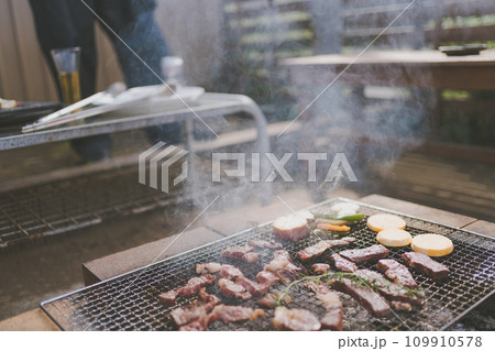 barbeque 109910578