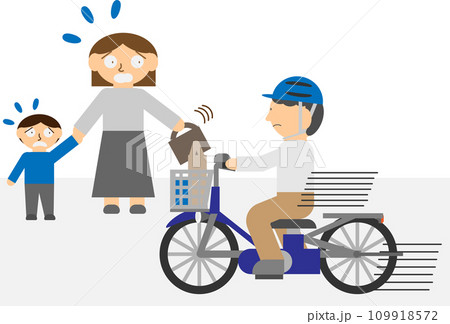 歩行者がいる中を猛スピードで進む自転車のイメージ素材 歩行者がいる中を猛スピードで進む自転車のイメージ素材 109918572