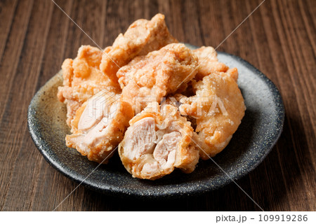 鶏の塩唐揚げ 鶏の塩唐揚げ 109919286