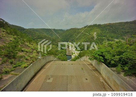 福地ダムの洪水吐 福地ダムの洪水吐 109919418