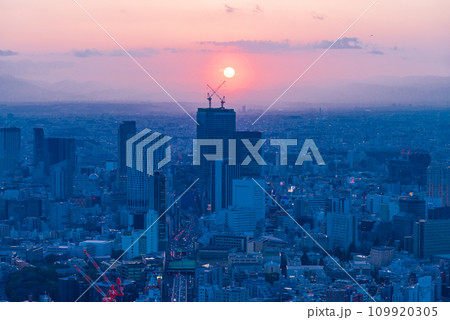 東京・都市風景・渋谷方面　日没 109920305