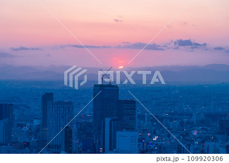 東京・都市風景・渋谷方面　日没 109920306
