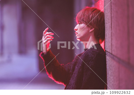 男性ポートレート　ストリートスナップ 109922632