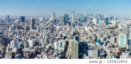 「東京都」恵比寿ガーデンプレス展望スペースから都心方向を望む 「東京都」恵比寿ガーデンプレス展望スペースから都心方向を望む 109922652