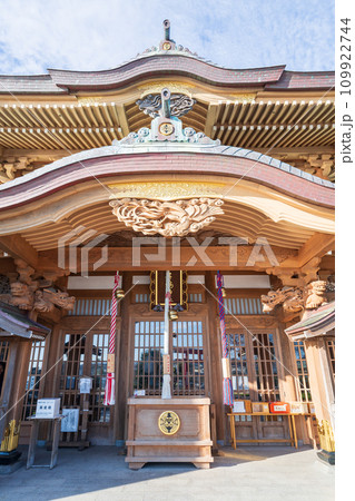 「青森県」蕪島神社本殿・八戸市 「青森県」蕪島神社本殿・八戸市 109922744
