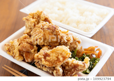 からあげ弁当 からあげ弁当 109923794