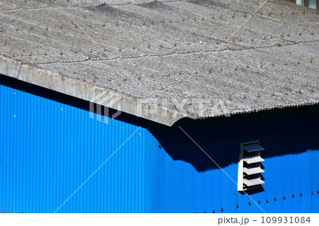 波板屋根　イメージ 109931084