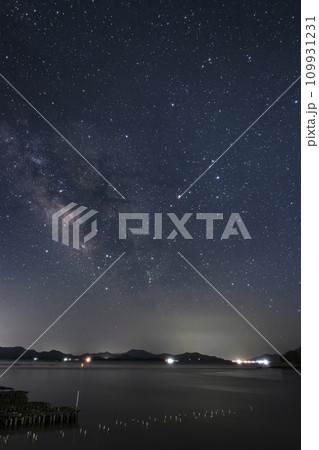 瀬戸内の春の星景　夏の天の川とさそり座 109931231