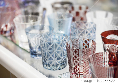 ガラス工房に売っている切子グラス ガラス工房に売っている切子グラス 109934577
