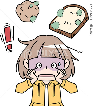 食品にカビが生えて驚く女性 食品にカビが生えて驚く女性 109934771