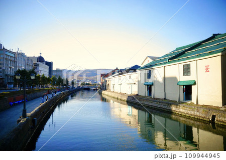 北海道小樽運河の風景 北海道小樽運河の風景 109944945