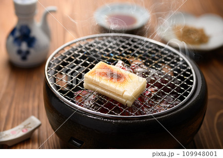 じっくり焼いた切り餅 109948001