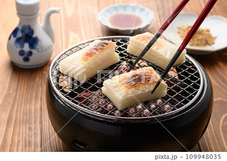 じっくり焼いた切り餅 じっくり焼いた切り餅 109948035