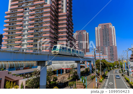 千葉県 佐倉市 ユーカリが丘を走るモノレール 千葉県 佐倉市 ユーカリが丘を走るモノレール 109950423