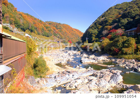 [愛知県]春日井市愛岐トンネル群周辺風景 109951054