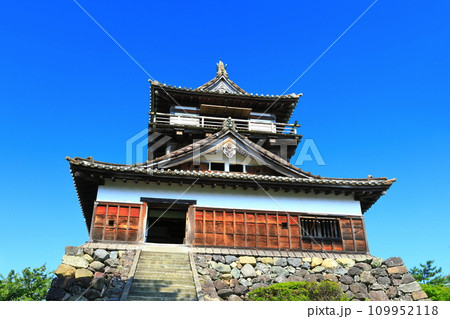 【福井県】快晴の丸岡城（現存12天守） 109952118