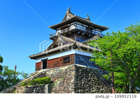 【福井県】快晴の丸岡城（現存12天守） 109952119