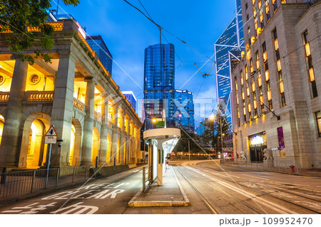 Scenery of the Statue Square, a public pedestrian square in Central, Hong Kong, China. 109952470