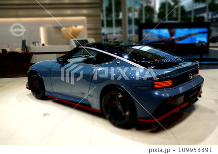 ミニチュアジオラマ風写真 日産本社ショールムのフェアレディーZ NISMO ミニチュアジオラマ風写真 日産本社ショールムのフェアレディーZ NISMO 109953391
