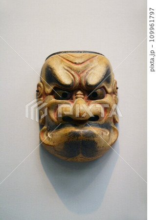 5762　能面　大癋見 109961797