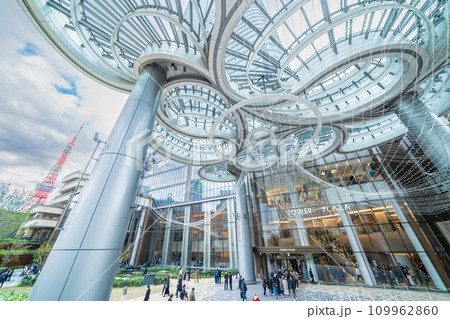 「東京都」麻布台ヒルズの風景 109962860