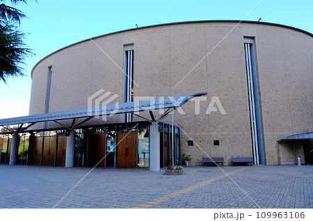 千代田区麹町　聖イグナチオ教会 109963106