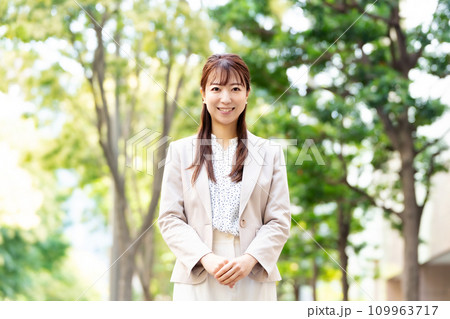 ビジネス 女性 ポートレート ビジネス 女性 ポートレート 109963717