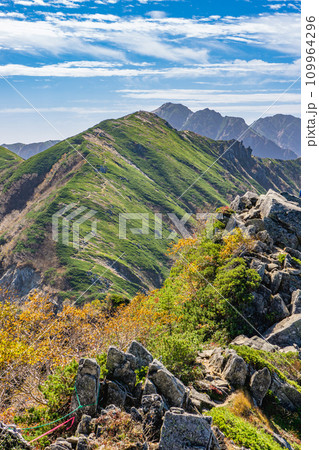 長野県中央アルプス縦走登山千畳敷から空木岳　檜尾岳 109964296