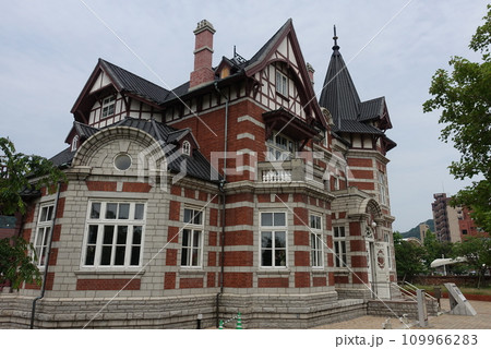 門司港レトロ　北九州市大連友好記念館 109966283