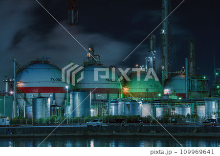 【工場夜景】三重県四日市の工場夜景　四日市ドーム前 109969641