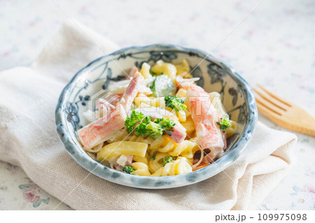 手作りマカロニサラダ 109975098