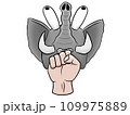 アッパーを喰らう象_拳付き アッパーを喰らう象_拳付き 109975889
