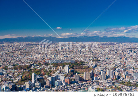 （東京都）渋谷から眺める西東京の街並み 109976763
