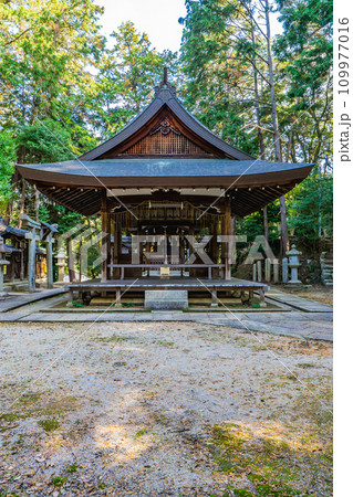 京都市左京区北白川仕伏町の北白川天神宮　拝殿 109977016