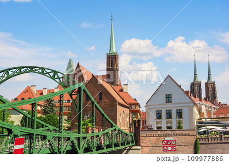 Green Tumski bridge 109977886