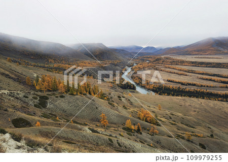Samakha steppe in autumn. Beautiful autumn mountain steppe Samakha steppe in autumn. Beautiful autumn mountain steppe 109979255