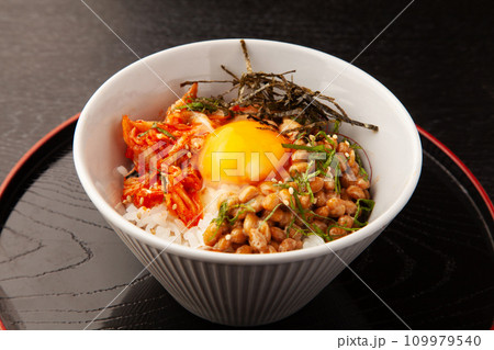 キムチ納豆丼 109979540