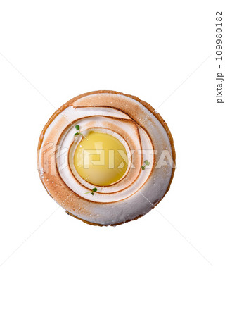 Delicious tart with citrus filling and walnut cream Delicious tart with citrus filling and walnut cream 109980182