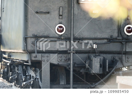 蒸気機関車の後方部分 蒸気機関車の後方部分 109985450