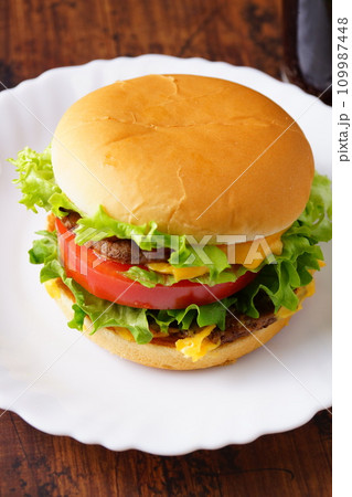 美味しいハンバーガー 109987448
