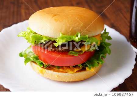 美味しいハンバーガー 109987457