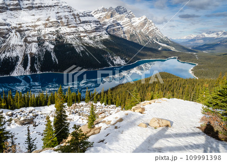 Turquoise Peyto Lake with reflection of Canadian Rocky Mountain in Alberta, Canada. Seen from Bow Summit Turquoise Peyto Lake with reflection of Canadian Rocky Mountain in Alberta, Canada. Seen from Bow Summit 109991398