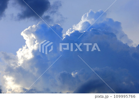 夏の日の入道雲 夏の日の入道雲 109995766